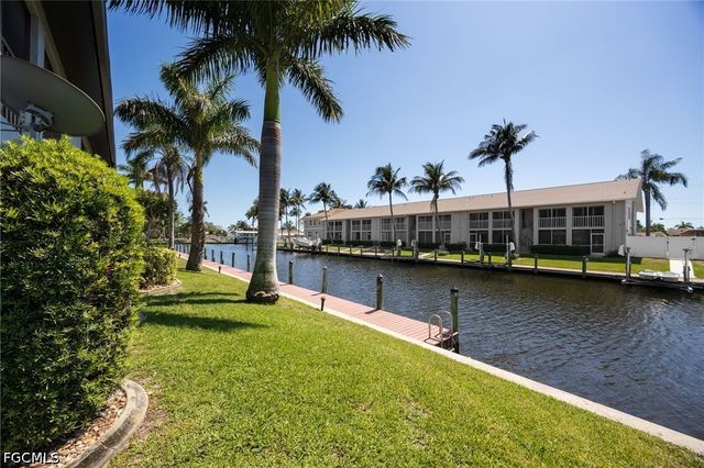 4928 Vincennes ST C8, Cape Coral, FL 33904