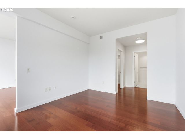 1025 Nw Couch St 1019, Portland, OR 97209