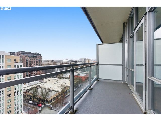 1025 Nw Couch St 1019, Portland, OR 97209