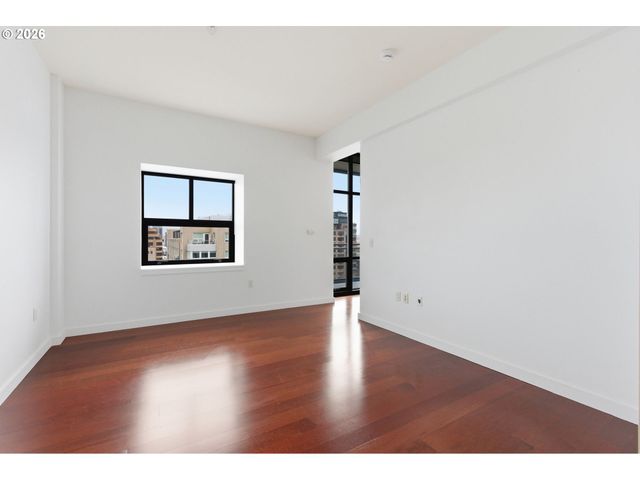 1025 Nw Couch St 1019, Portland, OR 97209