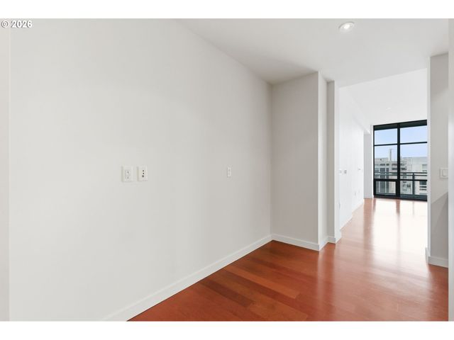 1025 Nw Couch St 1019, Portland, OR 97209