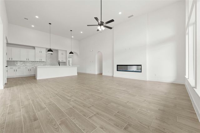2825 Nova Beach Drive, Texas City, TX 77568