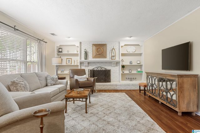 3550 BURNTLEAF LANE, Hoover, AL 35226