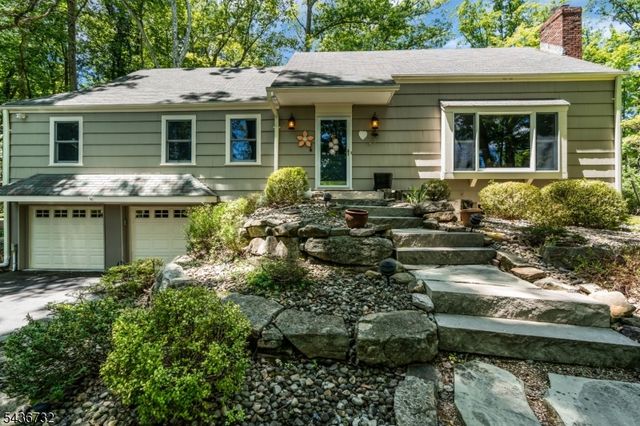 19 Mccann Mill Rd, Tewksbury Twp., NJ 07979