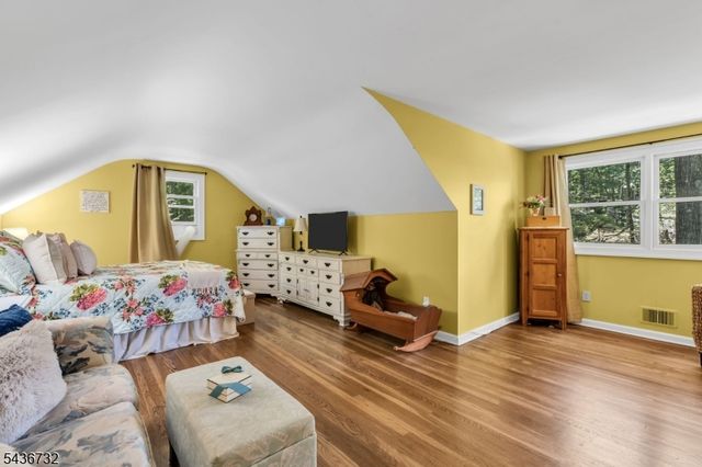 19 Mccann Mill Rd, Tewksbury Twp., NJ 07979