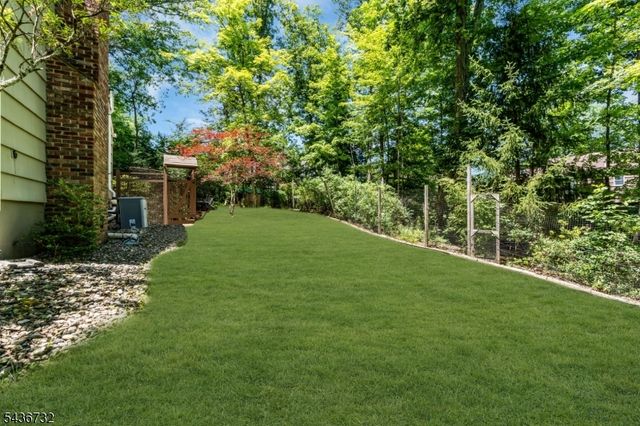 19 Mccann Mill Rd, Tewksbury Twp., NJ 07979