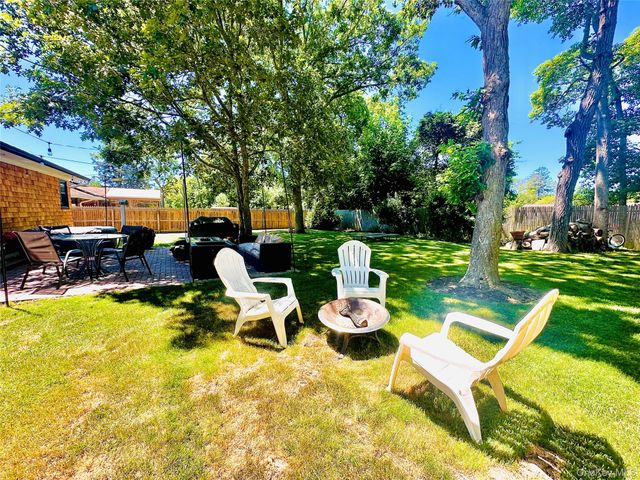 45 Yale Drive, Hampton Bays, NY 11946