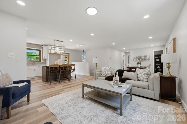 19924 Floral Lane, Cornelius, NC 28031