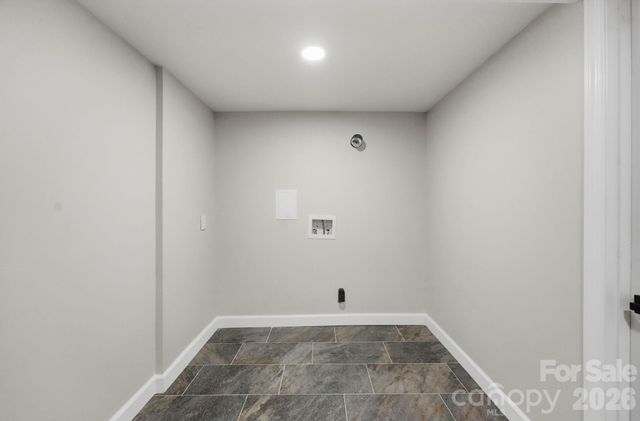 19924 Floral Lane, Cornelius, NC 28031