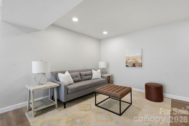 19924 Floral Lane, Cornelius, NC 28031