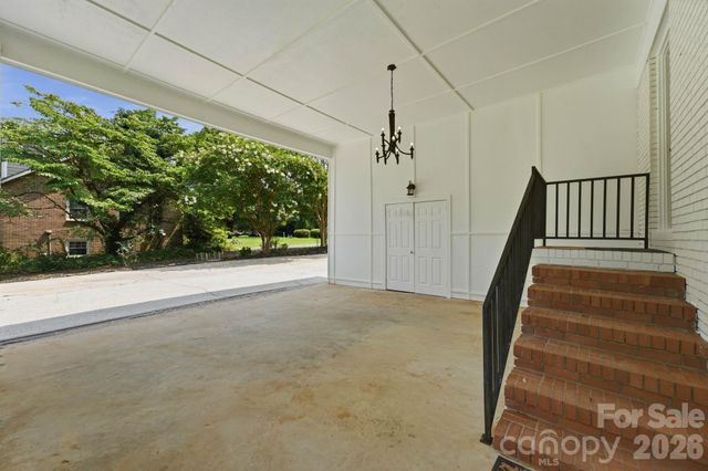 19924 Floral Lane, Cornelius, NC 28031