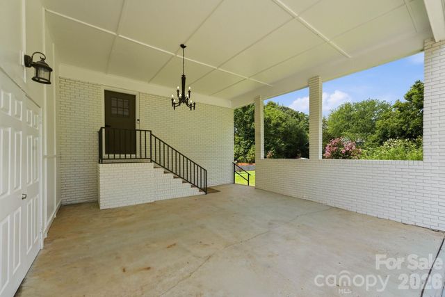 19924 Floral Lane, Cornelius, NC 28031