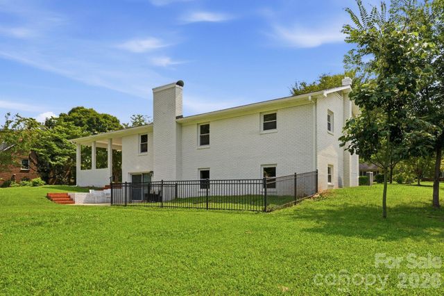 19924 Floral Lane, Cornelius, NC 28031