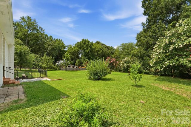 19924 Floral Lane, Cornelius, NC 28031