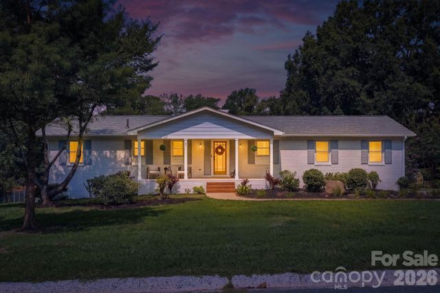 19924 Floral Lane, Cornelius, NC 28031