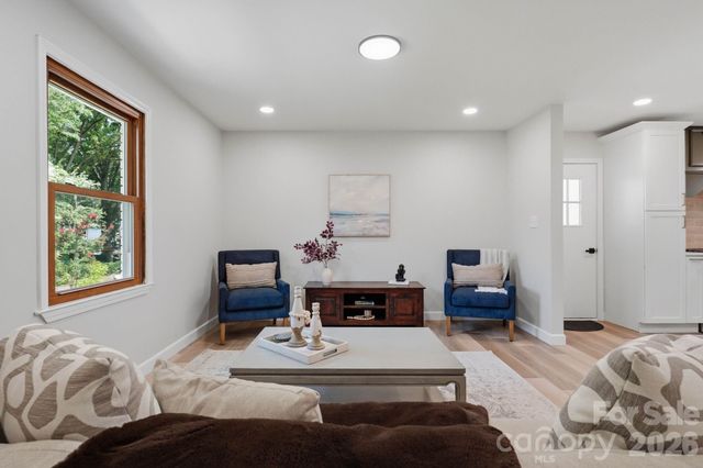 19924 Floral Lane, Cornelius, NC 28031