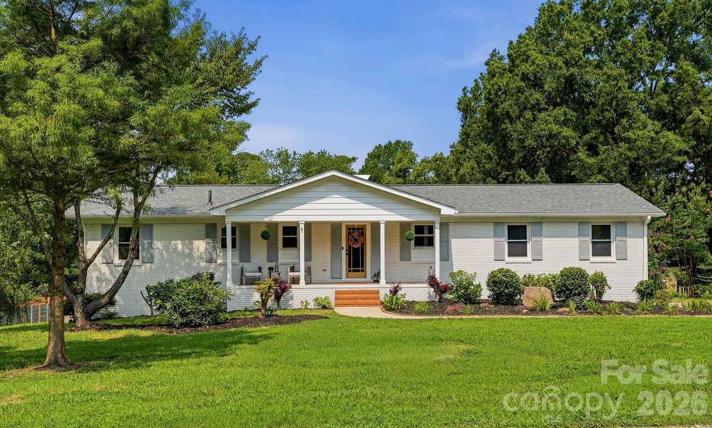 19924 Floral Lane, Cornelius, NC 28031