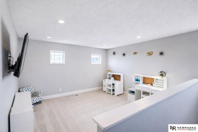 4101 N 191st Street, Elkhorn, NE 68022