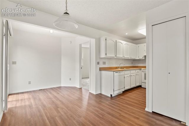 8236 Chancellor Drive, Colorado Springs, CO 80920
