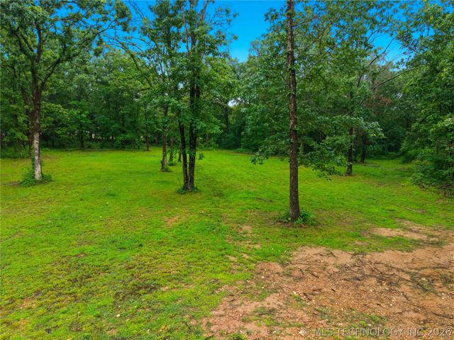 466070 E 800, Stilwell, OK 74960