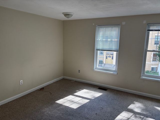 137 Glenville Ave 37, Boston, MA 02134