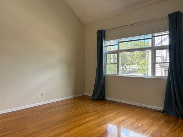 137 Glenville Ave 37, Boston, MA 02134
