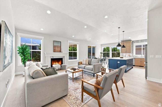 12517 S 1100 E, Draper, UT 84020