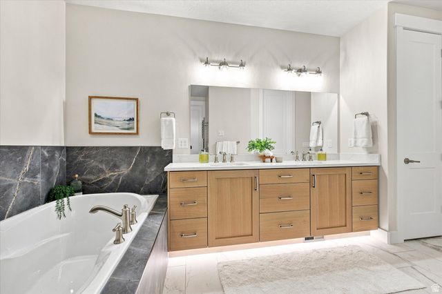 12517 S 1100 E, Draper, UT 84020
