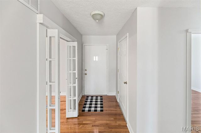 208 Matterhorn Court, Glen Carbon, IL 62034