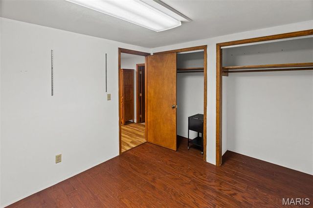 208 Matterhorn Court, Glen Carbon, IL 62034