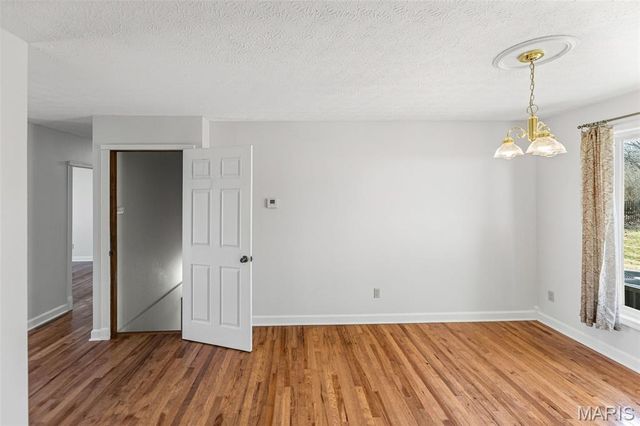208 Matterhorn Court, Glen Carbon, IL 62034