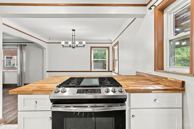 949 Winsray Court, Springfield Twp., OH 45224