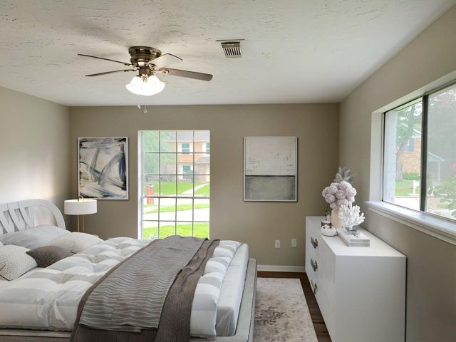 1407 Wagon Gap, Houston, TX 77090