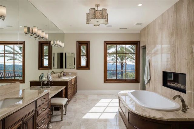 31902 Apuesto Way, Coto De Caza, CA 92679