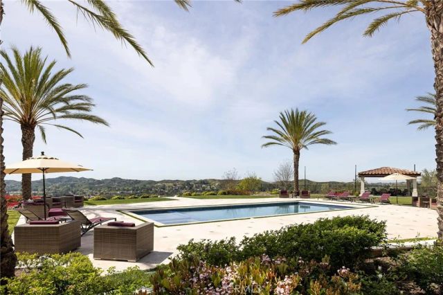 31902 Apuesto Way, Coto De Caza, CA 92679