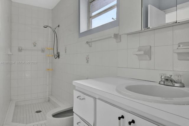 4820 SW 112th Ave, Miami, FL 33165