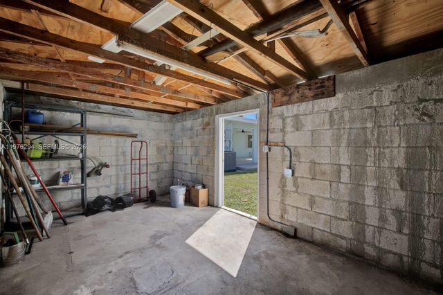 4820 SW 112th Ave, Miami, FL 33165