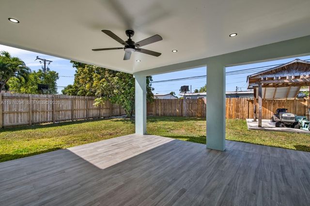 4820 SW 112th Ave, Miami, FL 33165