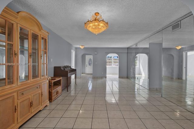 4820 SW 112th Ave, Miami, FL 33165