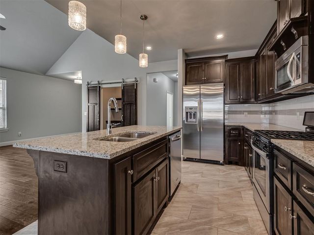 3009 NW 187th Court, Edmond, OK 73012