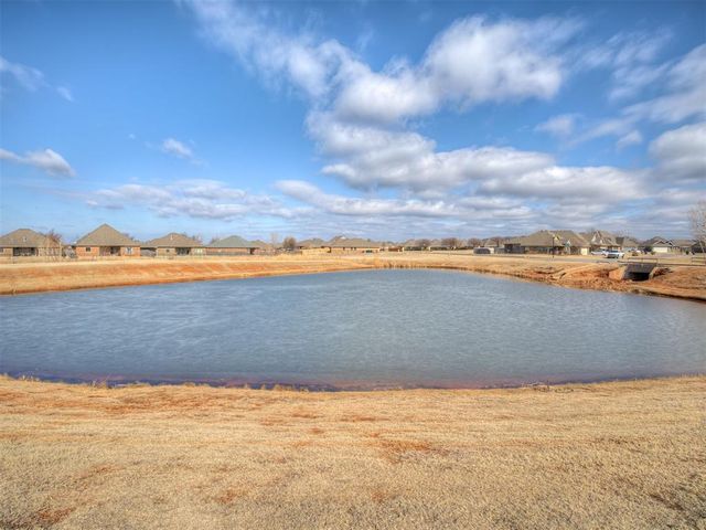 3009 NW 187th Court, Edmond, OK 73012