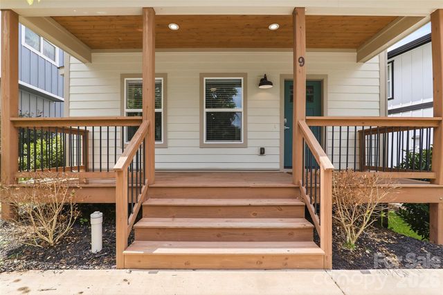9 Hilldale Road, Asheville, NC 28803