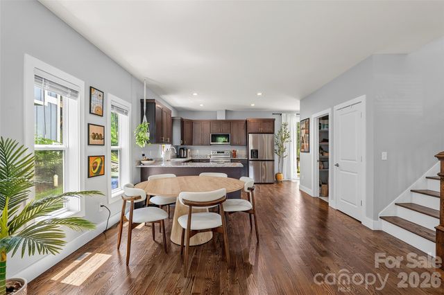 9 Hilldale Road, Asheville, NC 28803