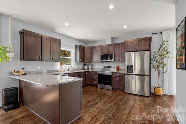 9 Hilldale Road, Asheville, NC 28803