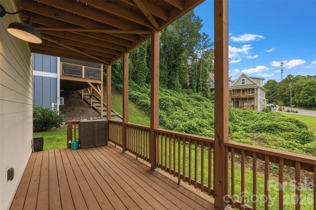 9 Hilldale Road, Asheville, NC 28803