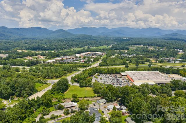 9 Hilldale Road, Asheville, NC 28803