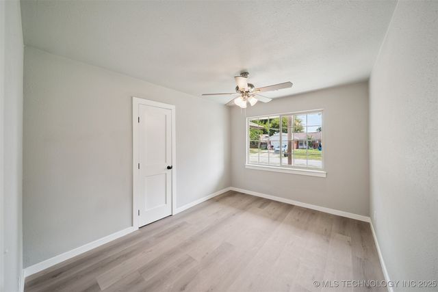 404 N Oklahoma Street, Pryor, OK 74361