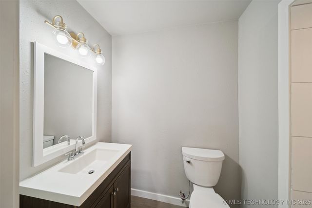 404 N Oklahoma Street, Pryor, OK 74361