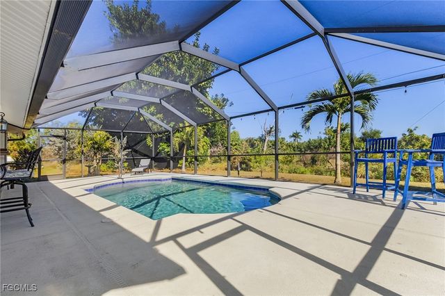 12184 Dolphin RD, Bokeelia, FL 33922