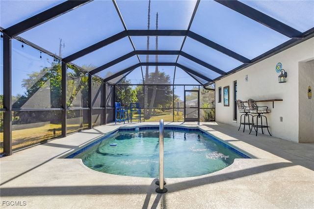 12184 Dolphin RD, Bokeelia, FL 33922